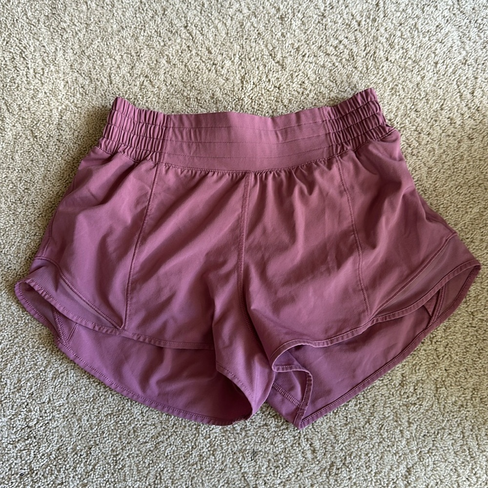 Lululemon Hotty Hot High-Rise Lined Short 2.5in